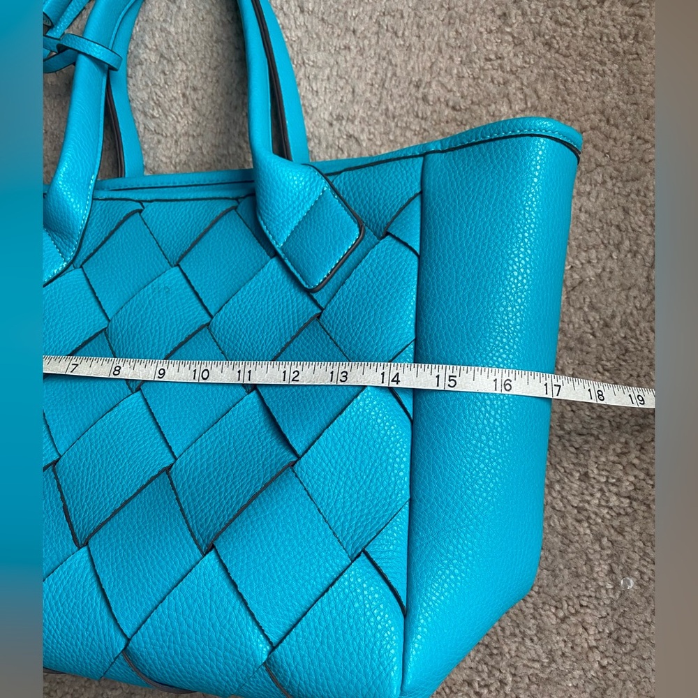 Charming Charlie’s Blue Woven Front Purse - Picture 6 of 8